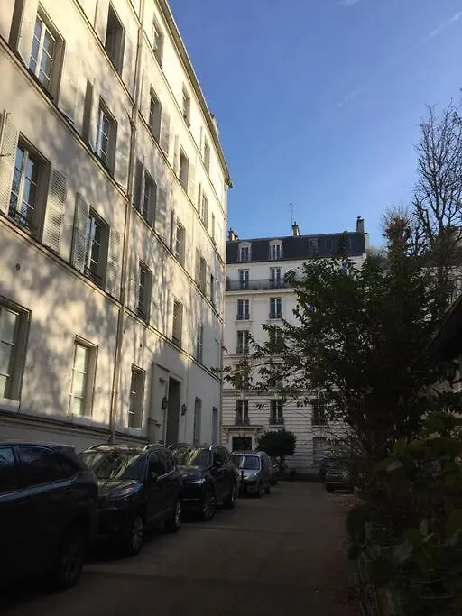 Appartement Cosy Pres Du Pantheon Paris Apartment